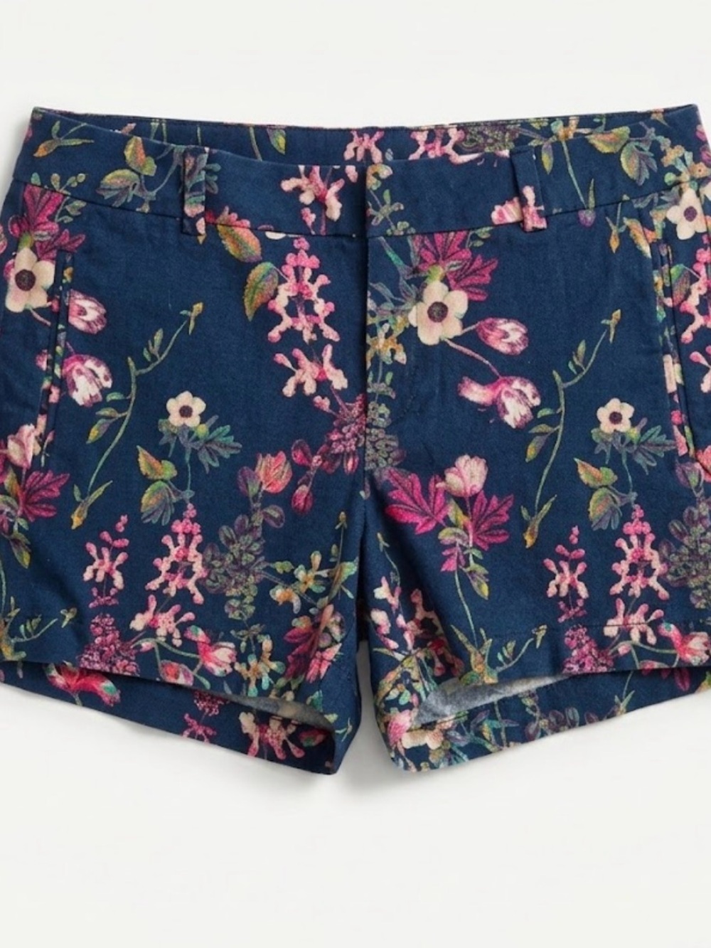 a.n.a. A New Approach Floral Print Women's 10 Twill Shorts Navy Flower Garden